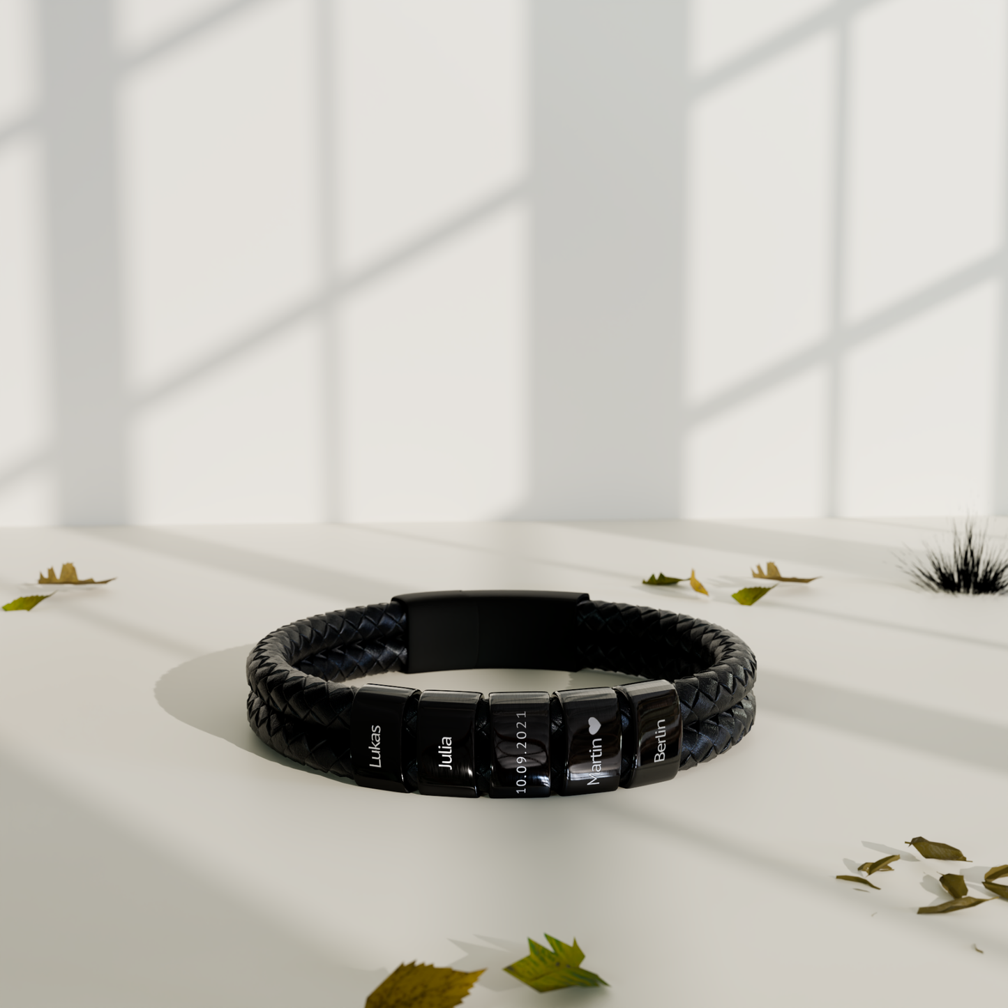 Lederarmband mit gravierten Beads